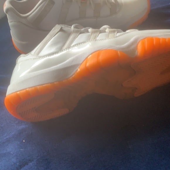 jordan 11 lows - Picture 2 of 3